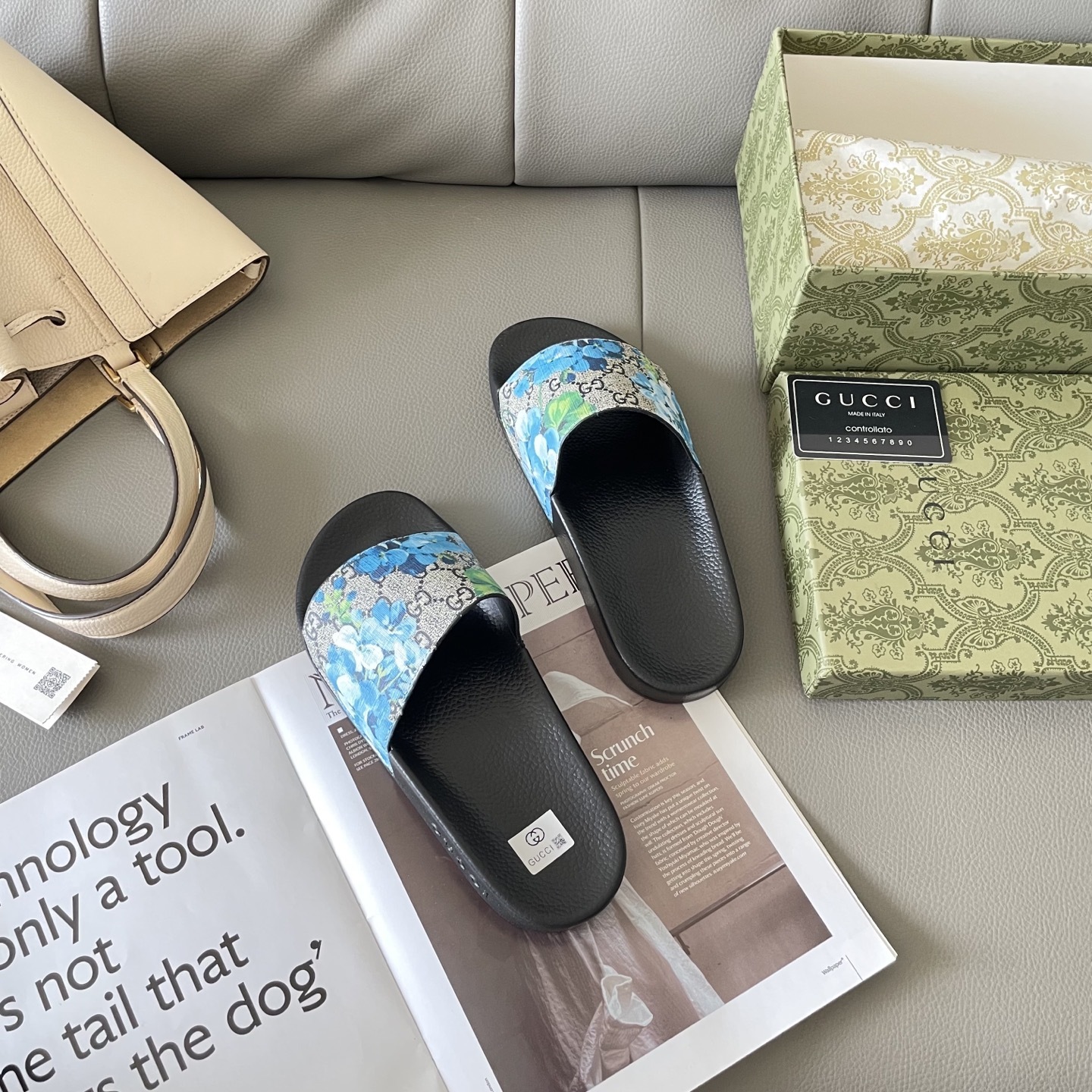 G style Couples slippers, beach slippers, flat slippers