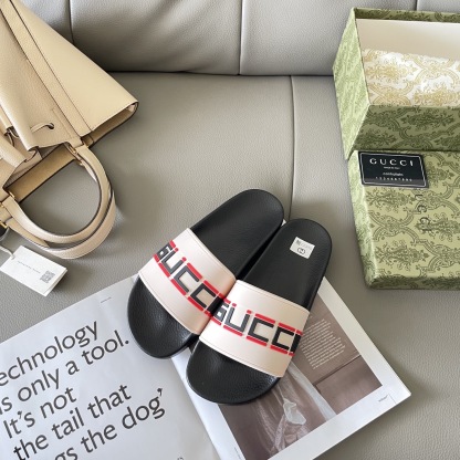 G style Couples slippers, beach slippers, flat slippers