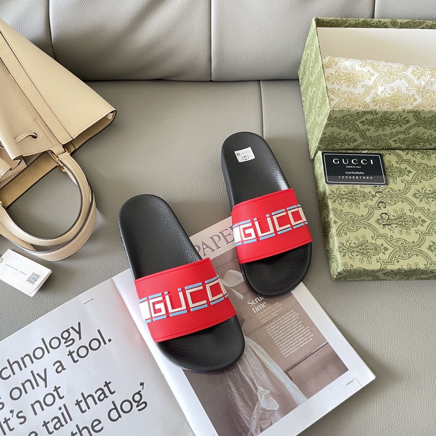 G style Couples slippers, beach slippers, flat slippers