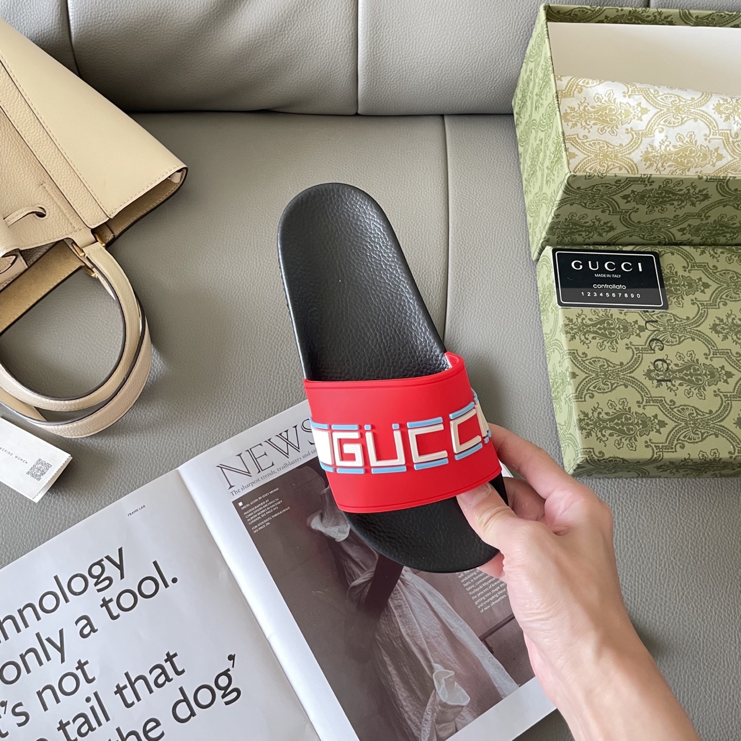 G style Couples slippers, beach slippers, flat slippers