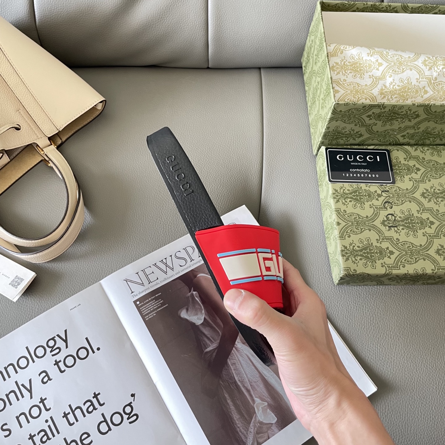 G style Couples slippers, beach slippers, flat slippers