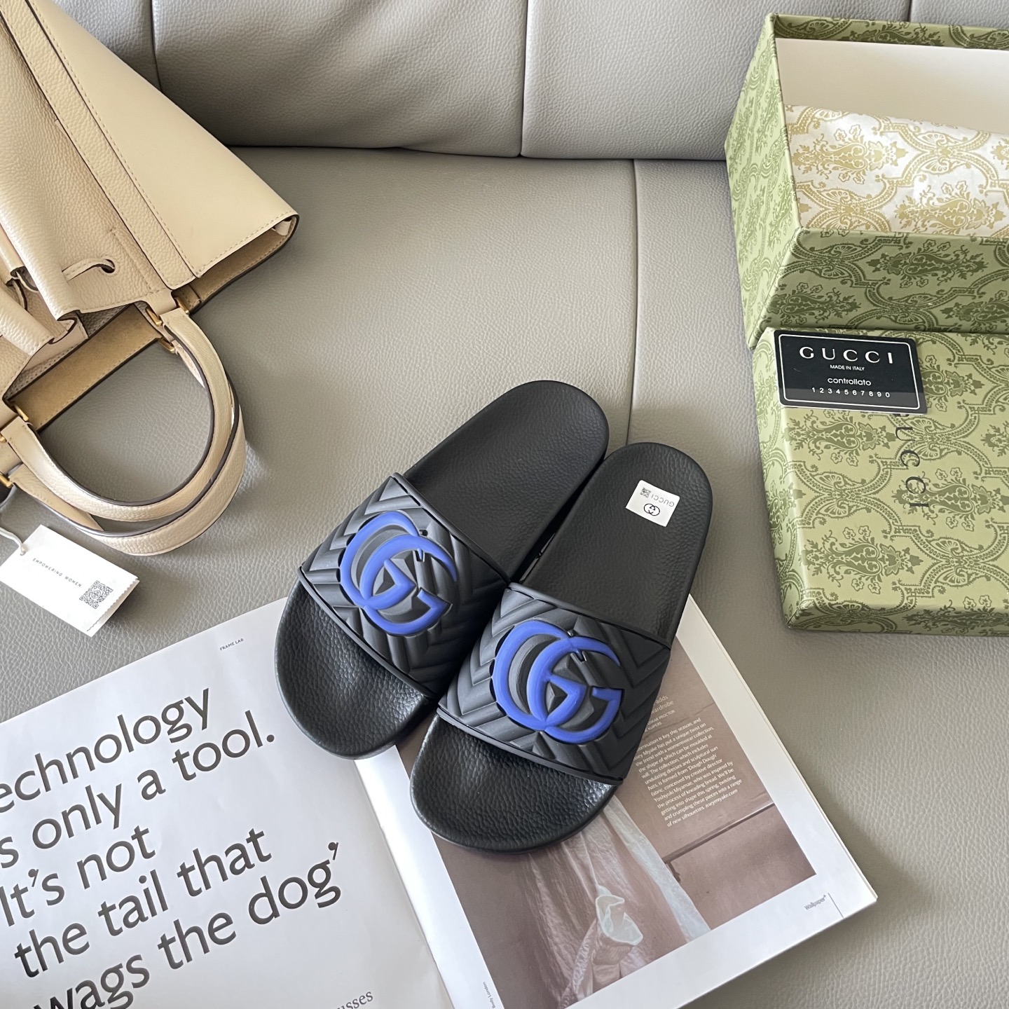 G style Couples slippers, beach slippers, flat slippers