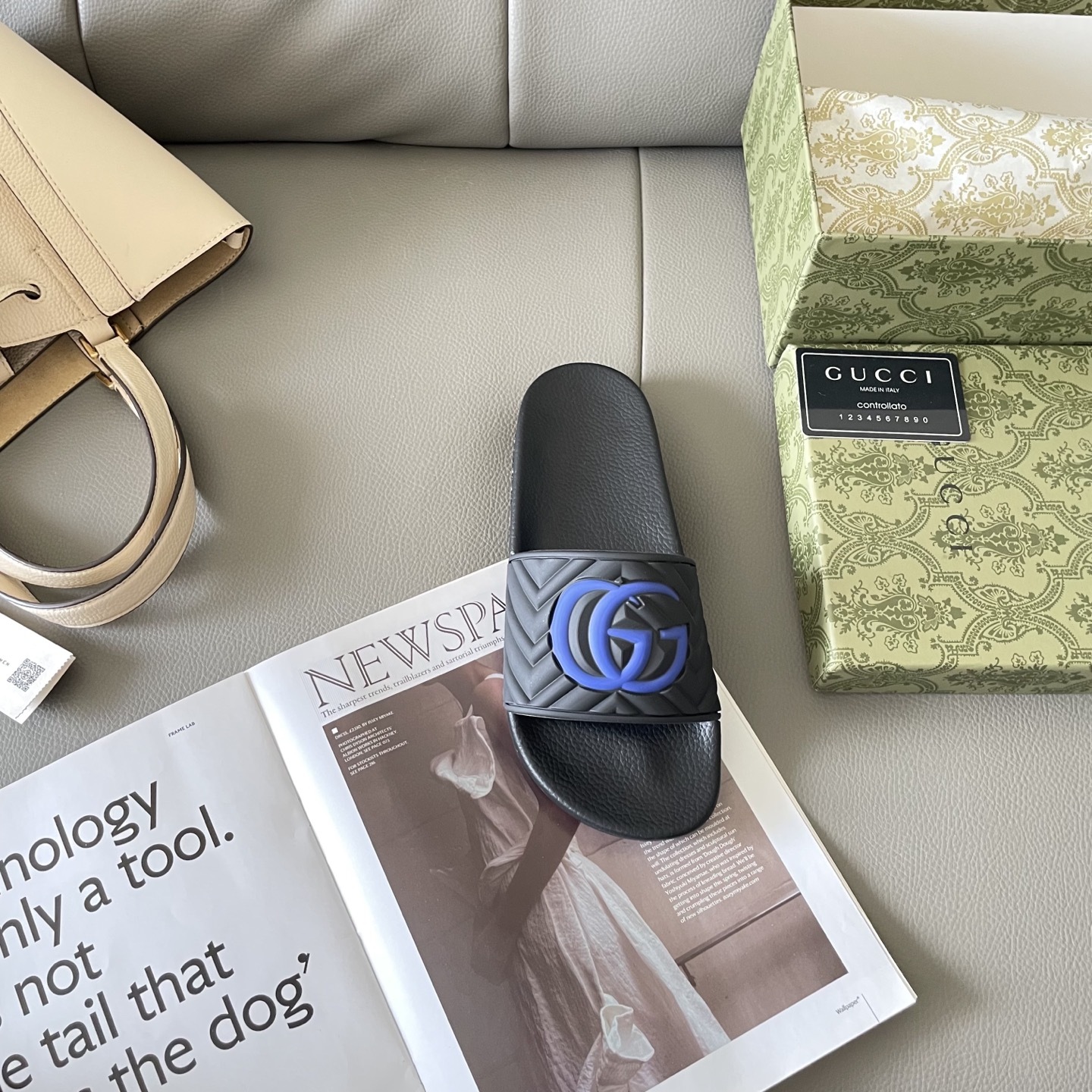 G style Couples slippers, beach slippers, flat slippers