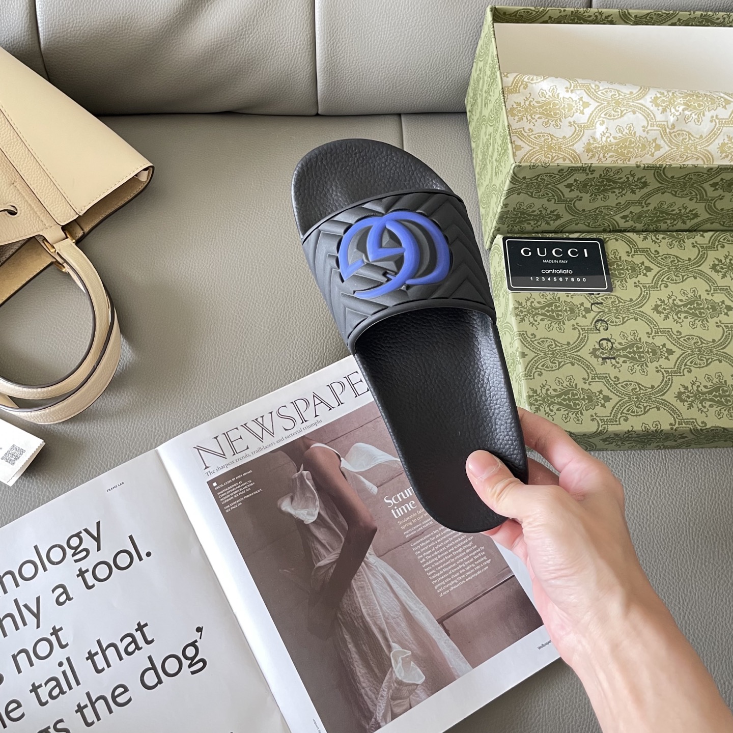 G style Couples slippers, beach slippers, flat slippers