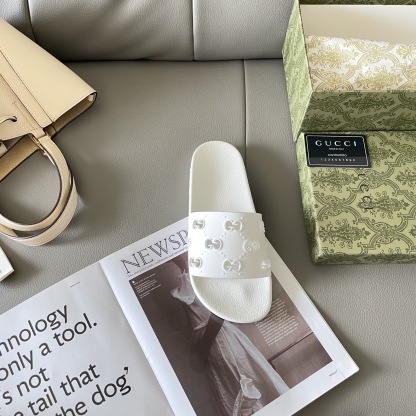 G style Couples slippers, beach slippers, flat slippers