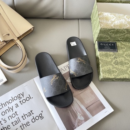 G style Couples slippers, beach slippers, flat slippers