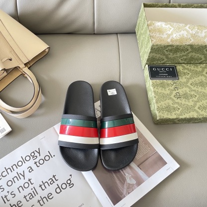 G style Couples slippers, beach slippers, flat slippers