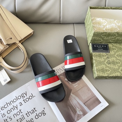 G style Couples slippers, beach slippers, flat slippers