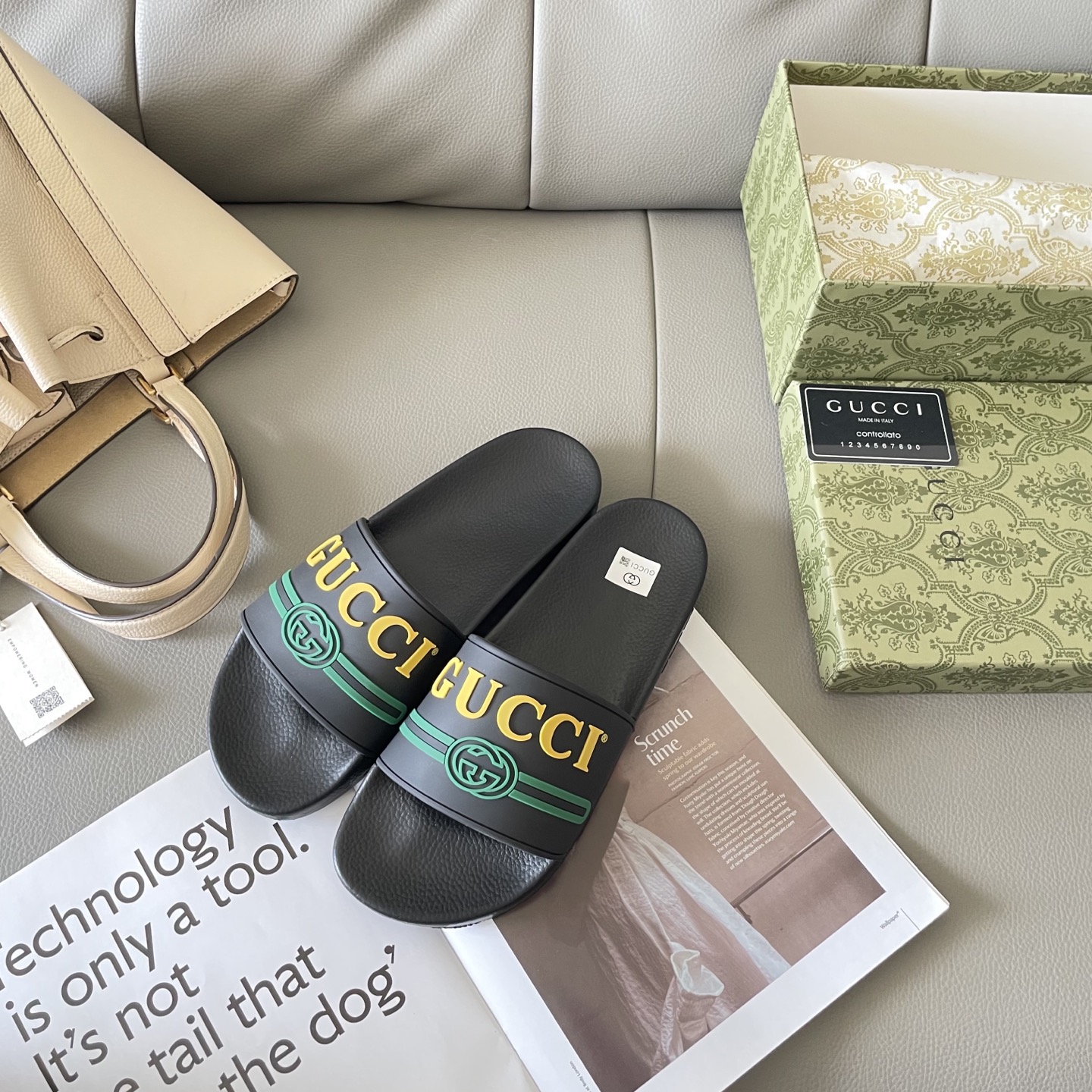 G style Couples slippers, beach slippers, flat slippers