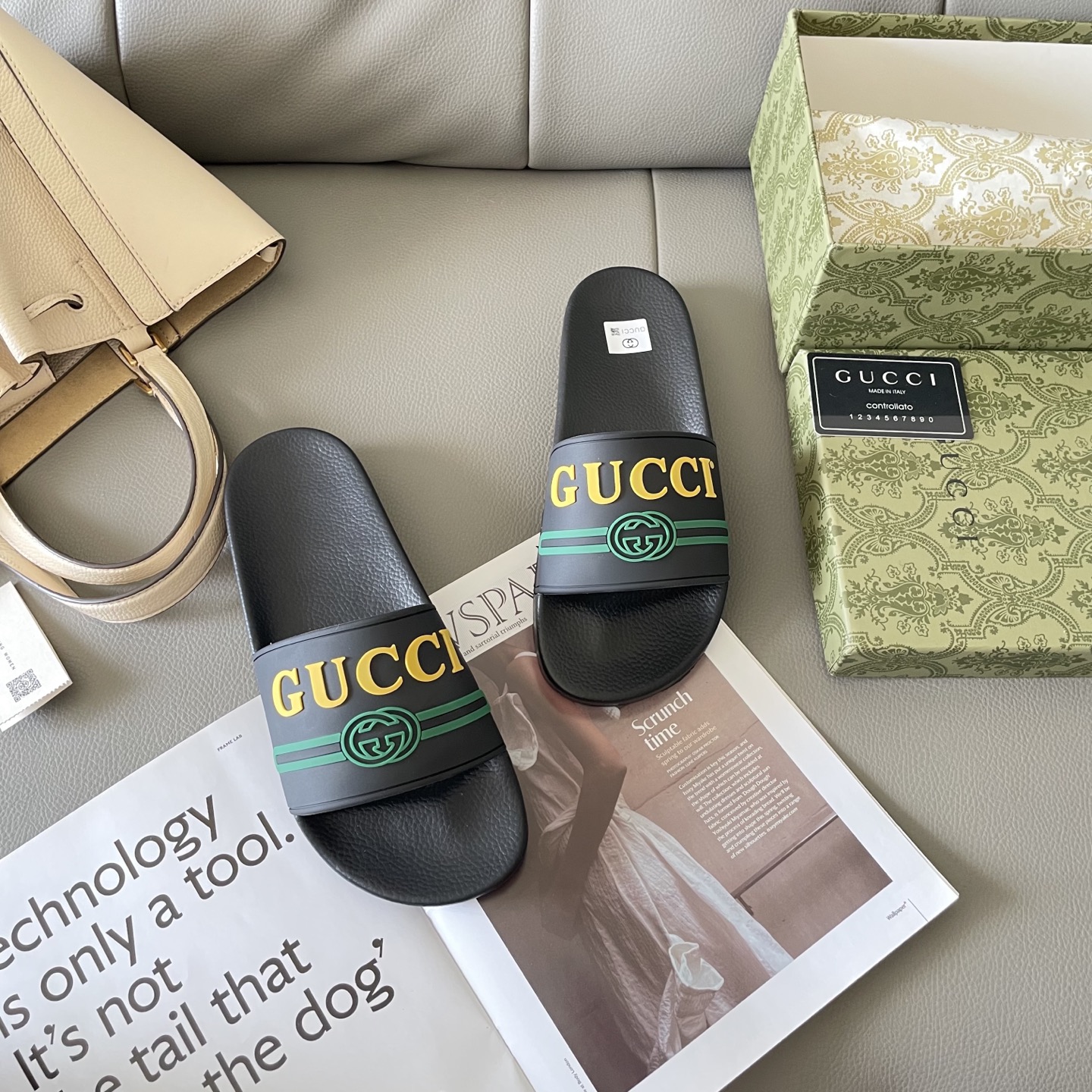 G style Couples slippers, beach slippers, flat slippers