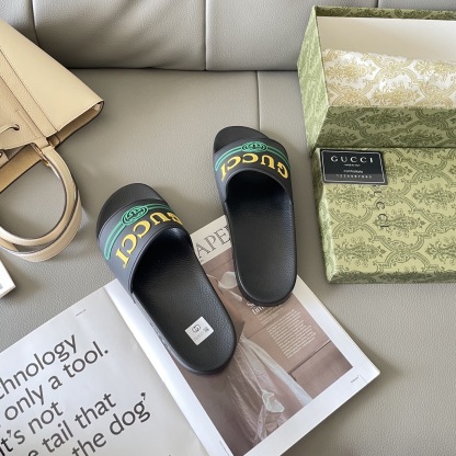 G style Couples slippers, beach slippers, flat slippers