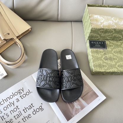 G style Couples slippers, beach slippers, flat slippers