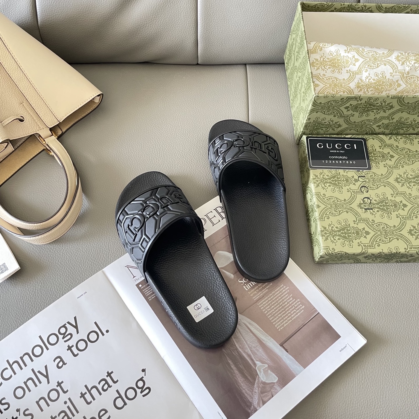 G style Couples slippers, beach slippers, flat slippers