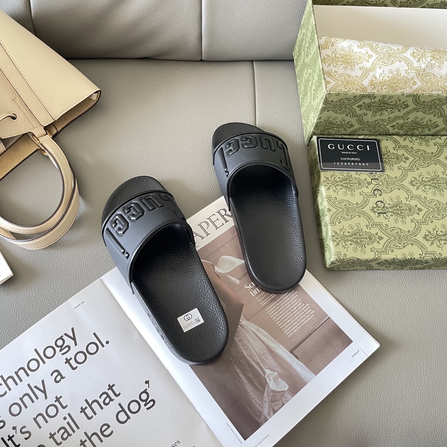 G style Couples slippers, beach slippers, flat slippers