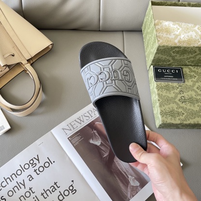 G style Couples slippers, beach slippers, flat slippers