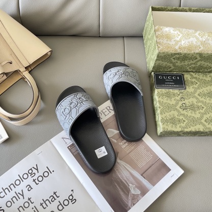 G style Couples slippers, beach slippers, flat slippers