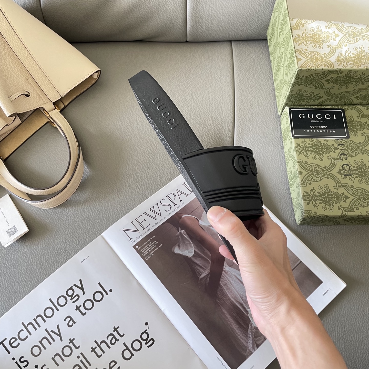 G style Couples slippers, beach slippers, flat slippers