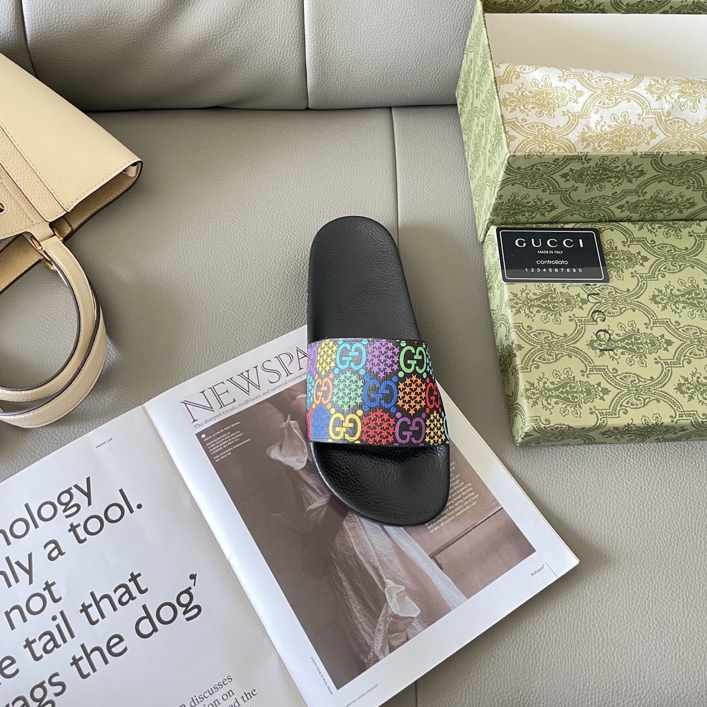 G style Couples slippers, beach slippers, flat slippers