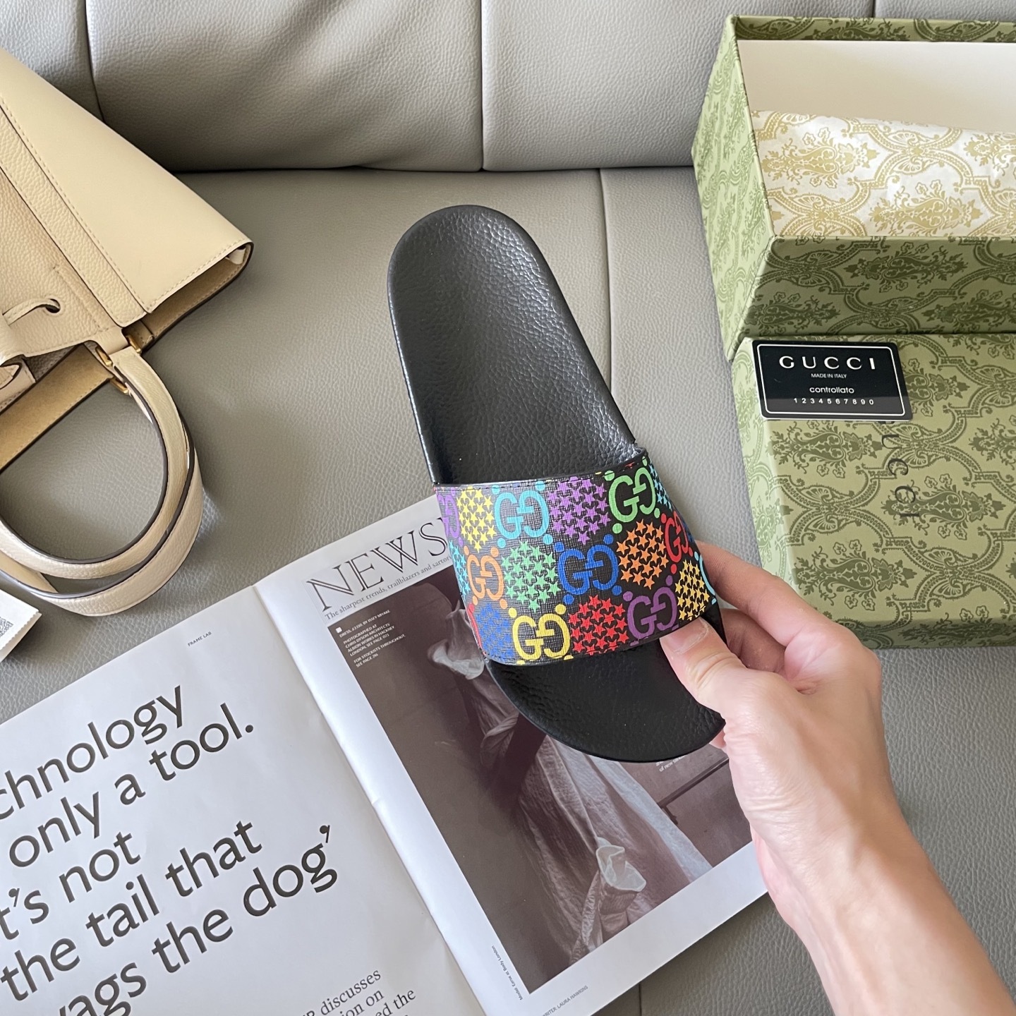 G style Couples slippers, beach slippers, flat slippers