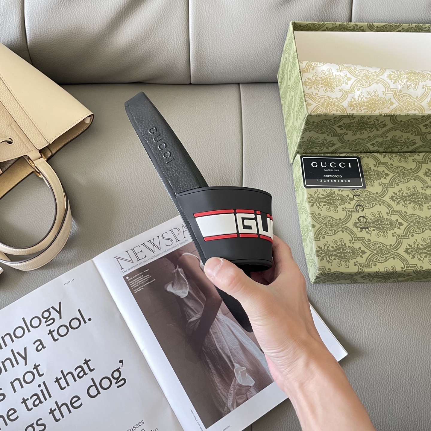 G style Couples slippers, beach slippers, flat slippers