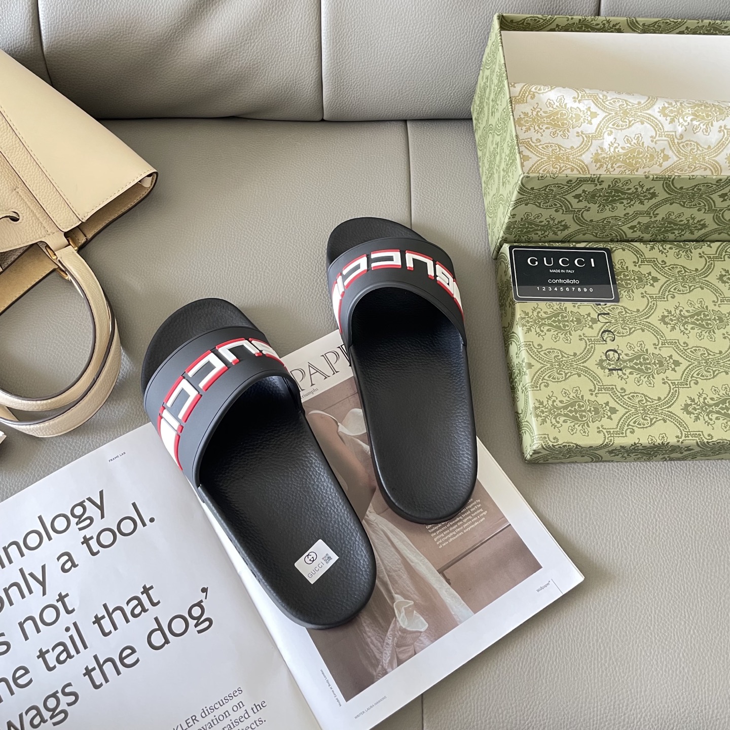 G style Couples slippers, beach slippers, flat slippers