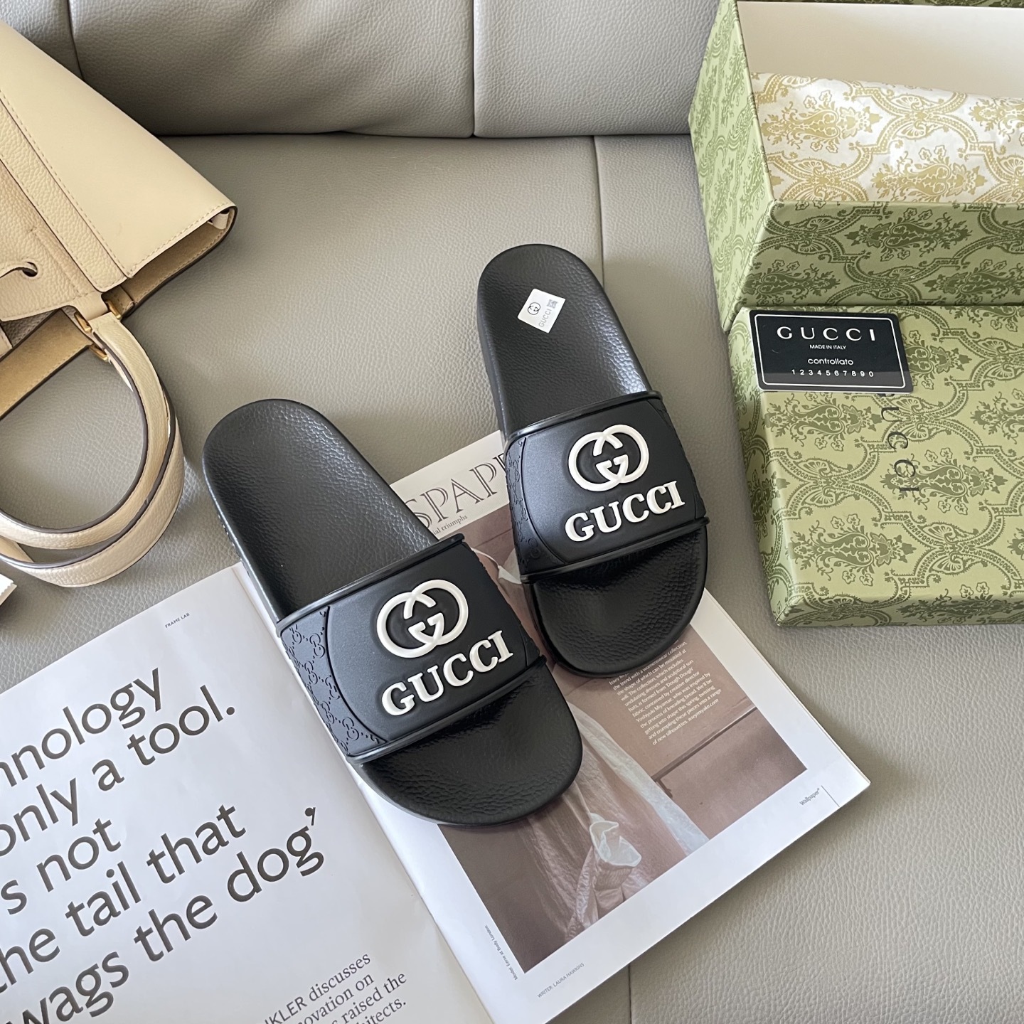 G style Couples slippers, beach slippers, flat slippers