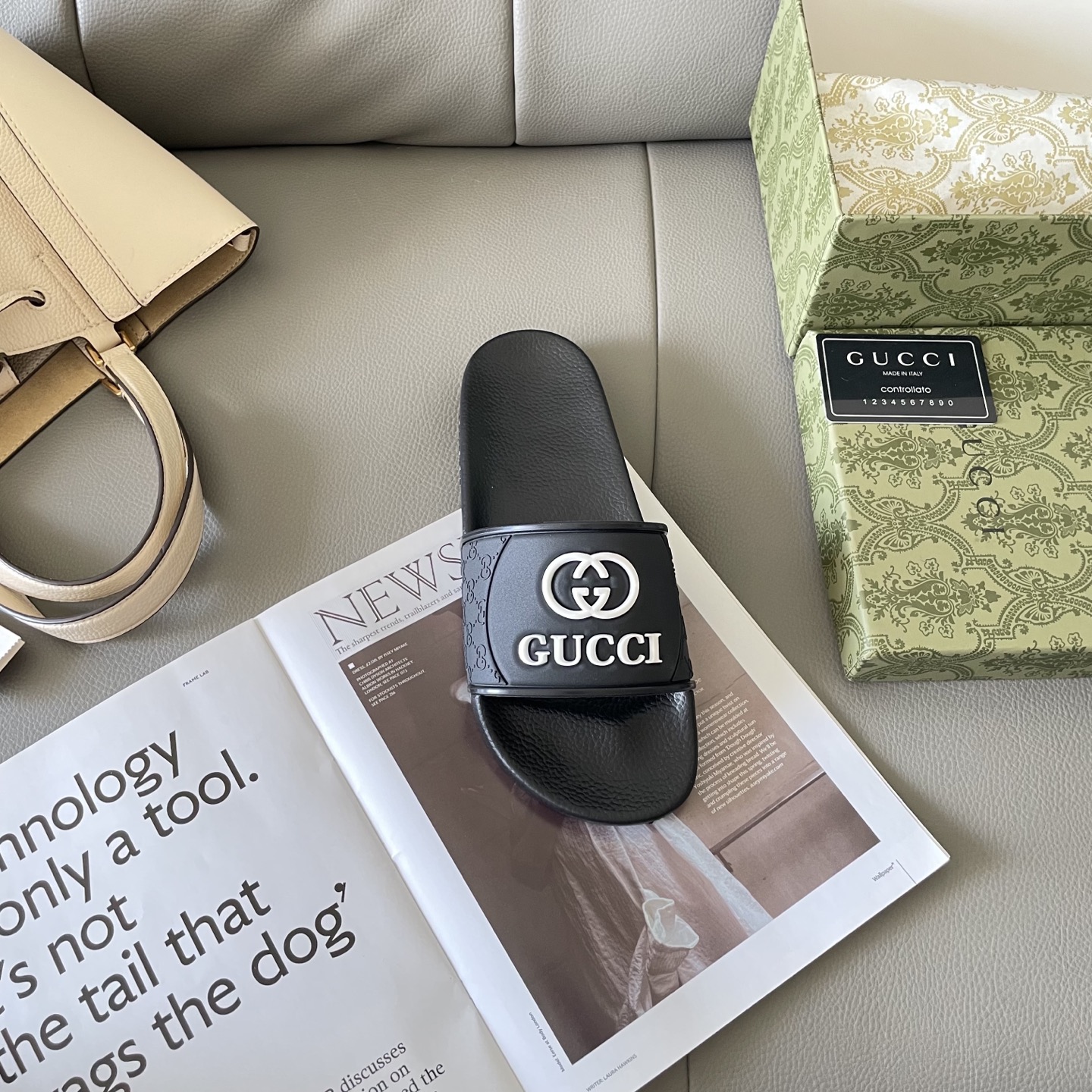 G style Couples slippers, beach slippers, flat slippers