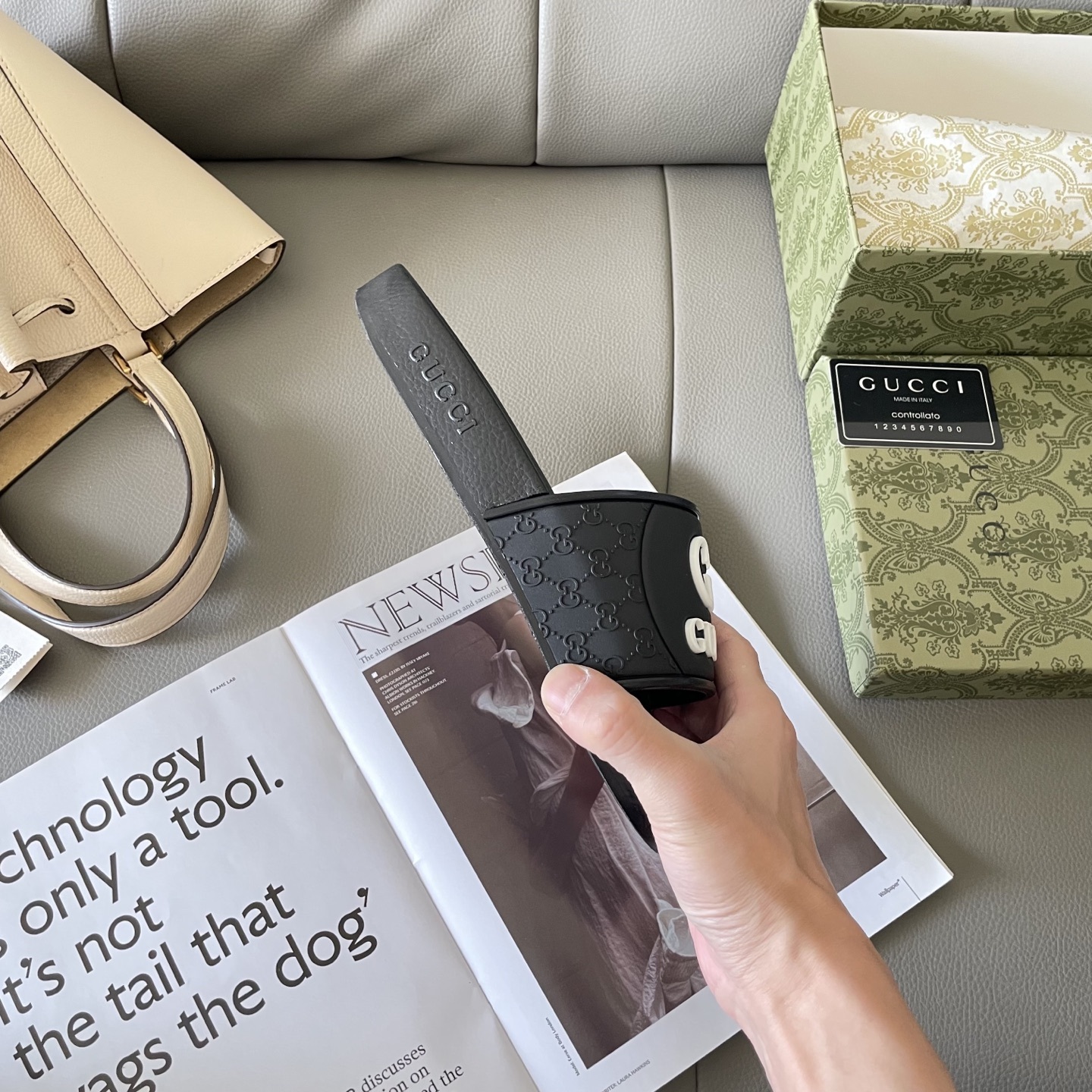 G style Couples slippers, beach slippers, flat slippers