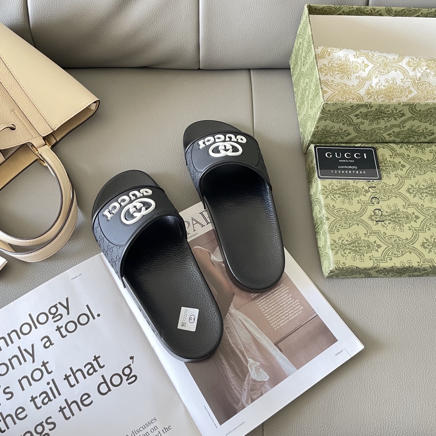 G style Couples slippers, beach slippers, flat slippers