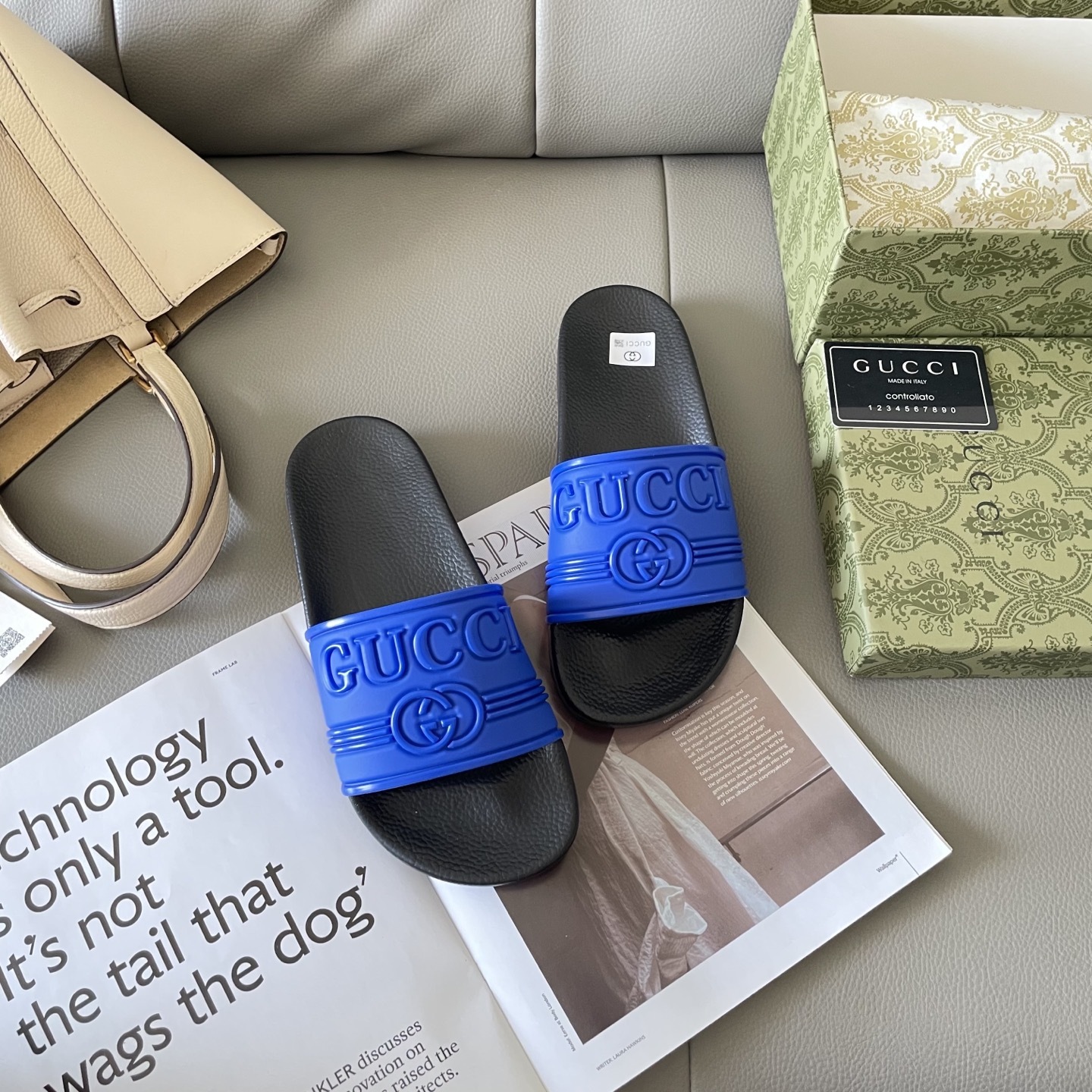 G style Couples slippers, beach slippers, flat slippers