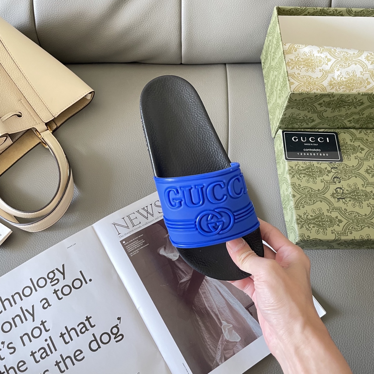 G style Couples slippers, beach slippers, flat slippers