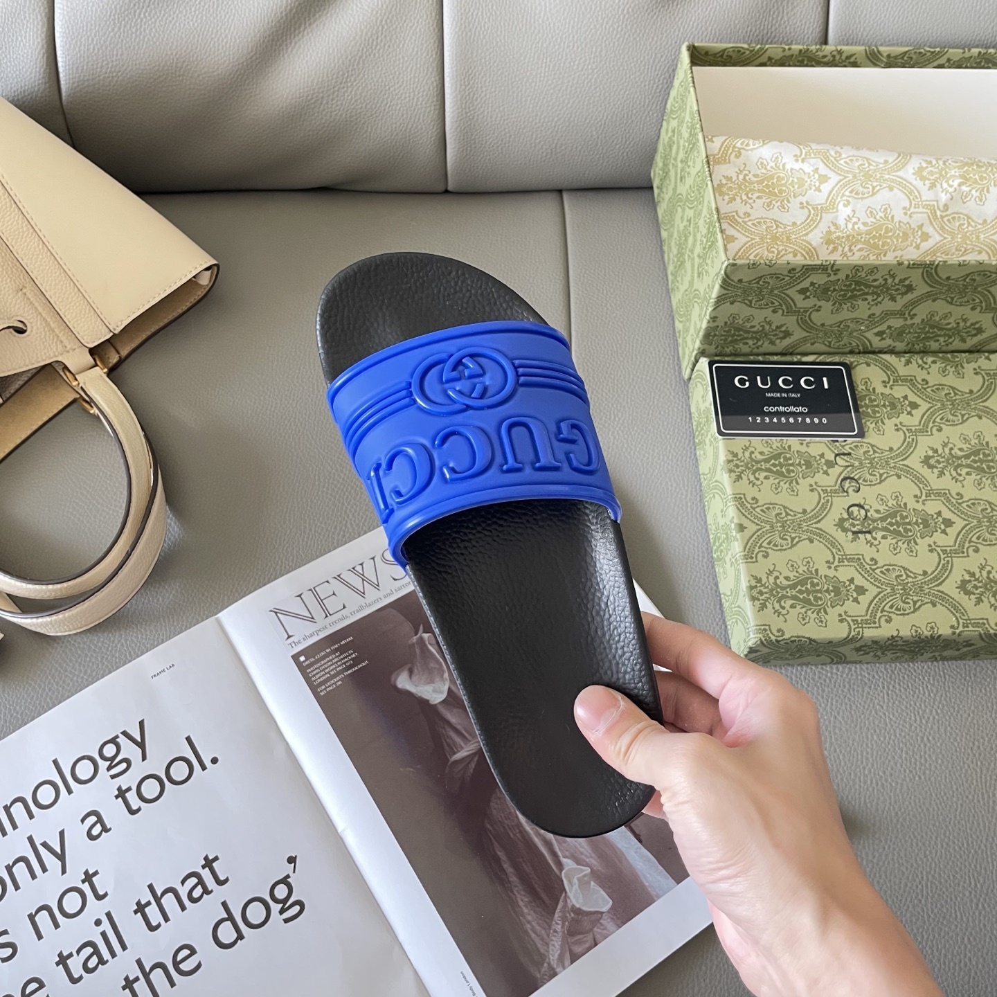 G style Couples slippers, beach slippers, flat slippers