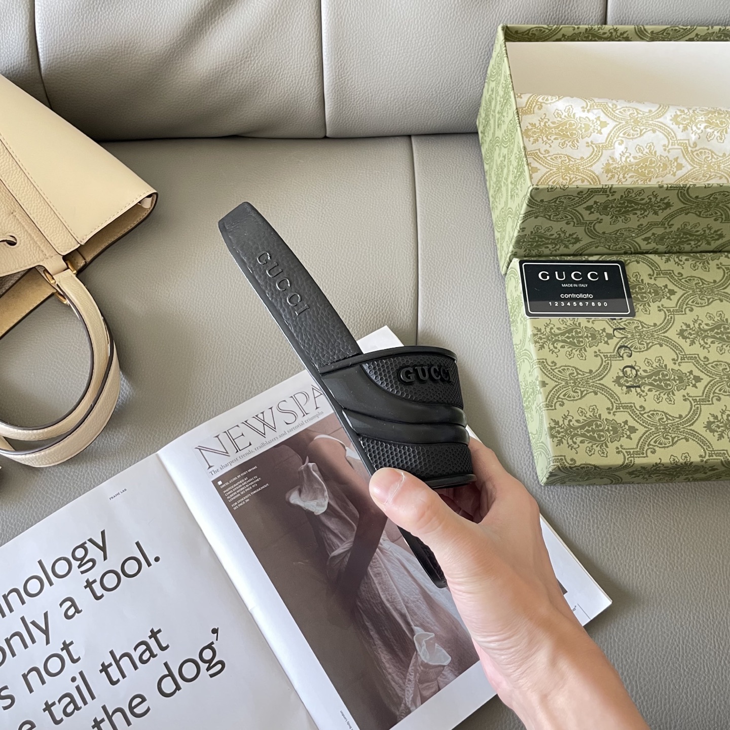 G style Couples slippers, beach slippers, flat slippers