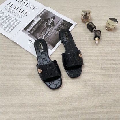 G style Embossed flat slippers Casual sandals