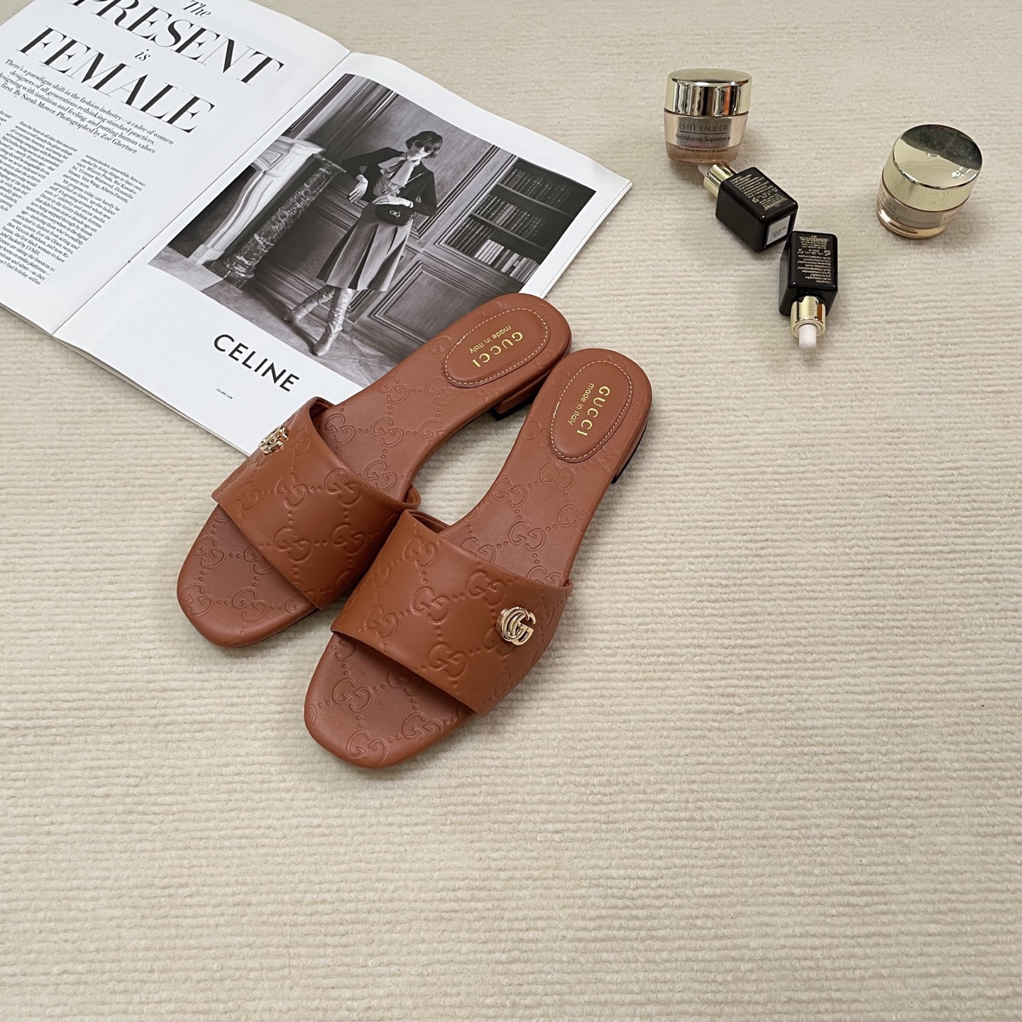 G style Embossed flat slippers Casual sandals