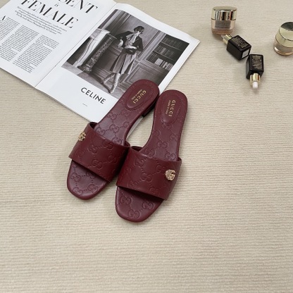G style Embossed flat slippers Casual sandals