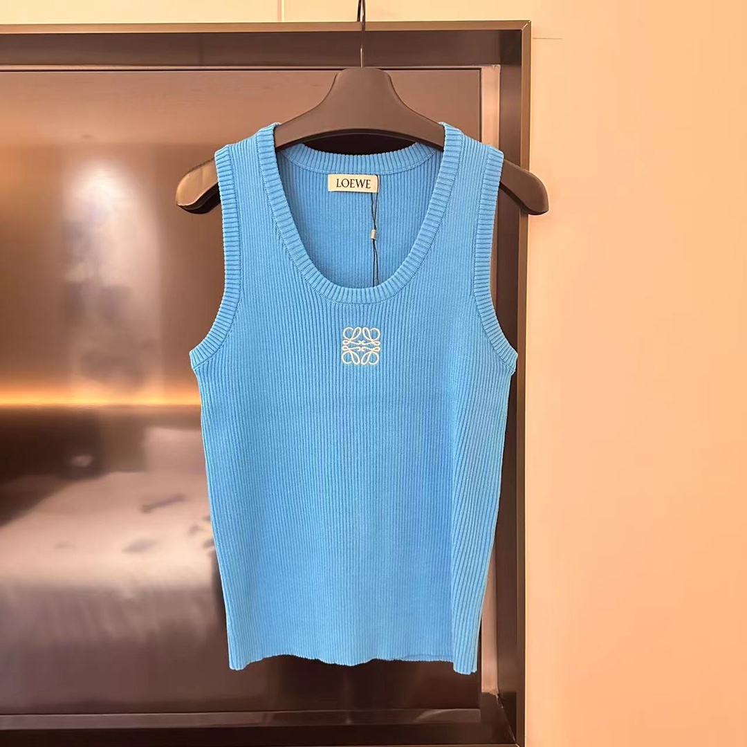 L style logo embroidered vest