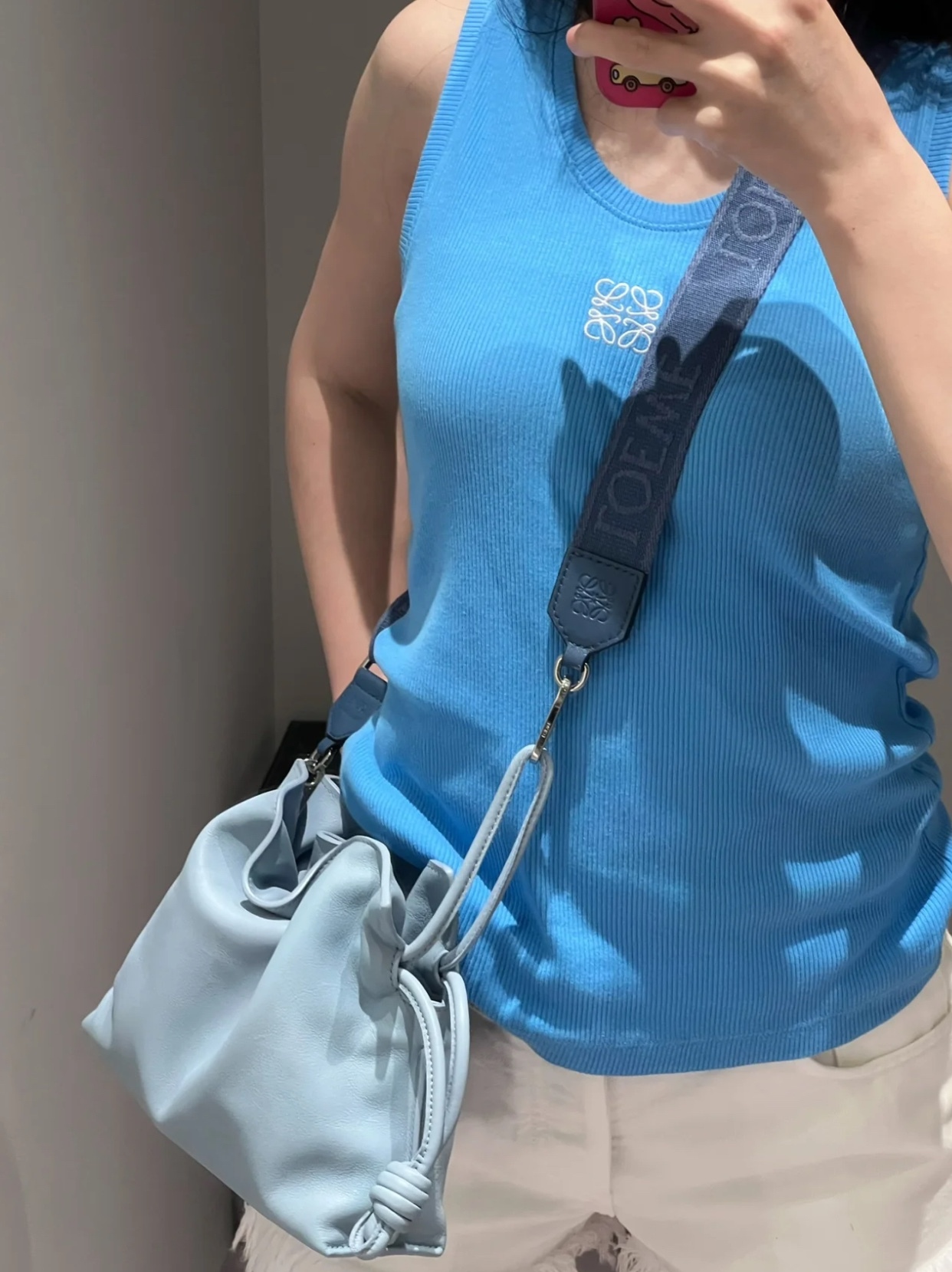 L style logo embroidered vest