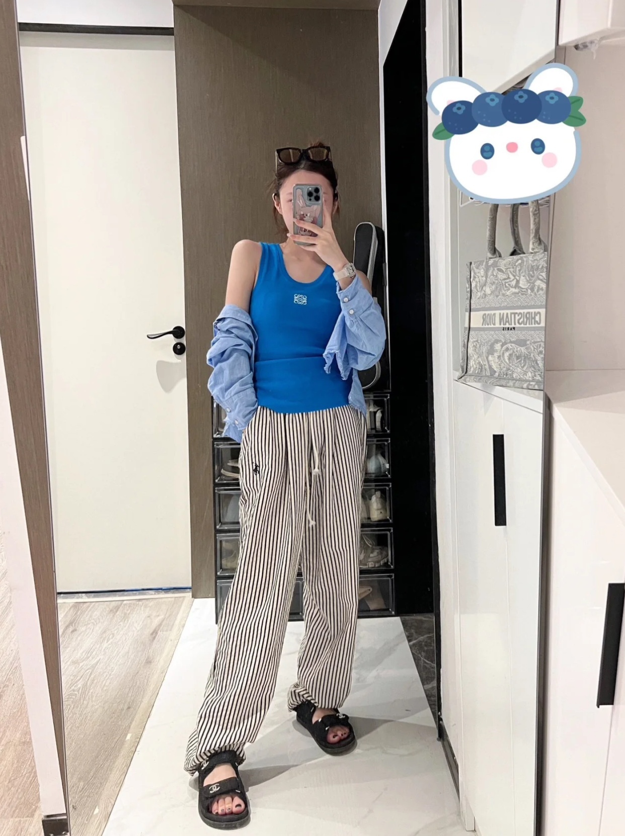 L style logo embroidered vest