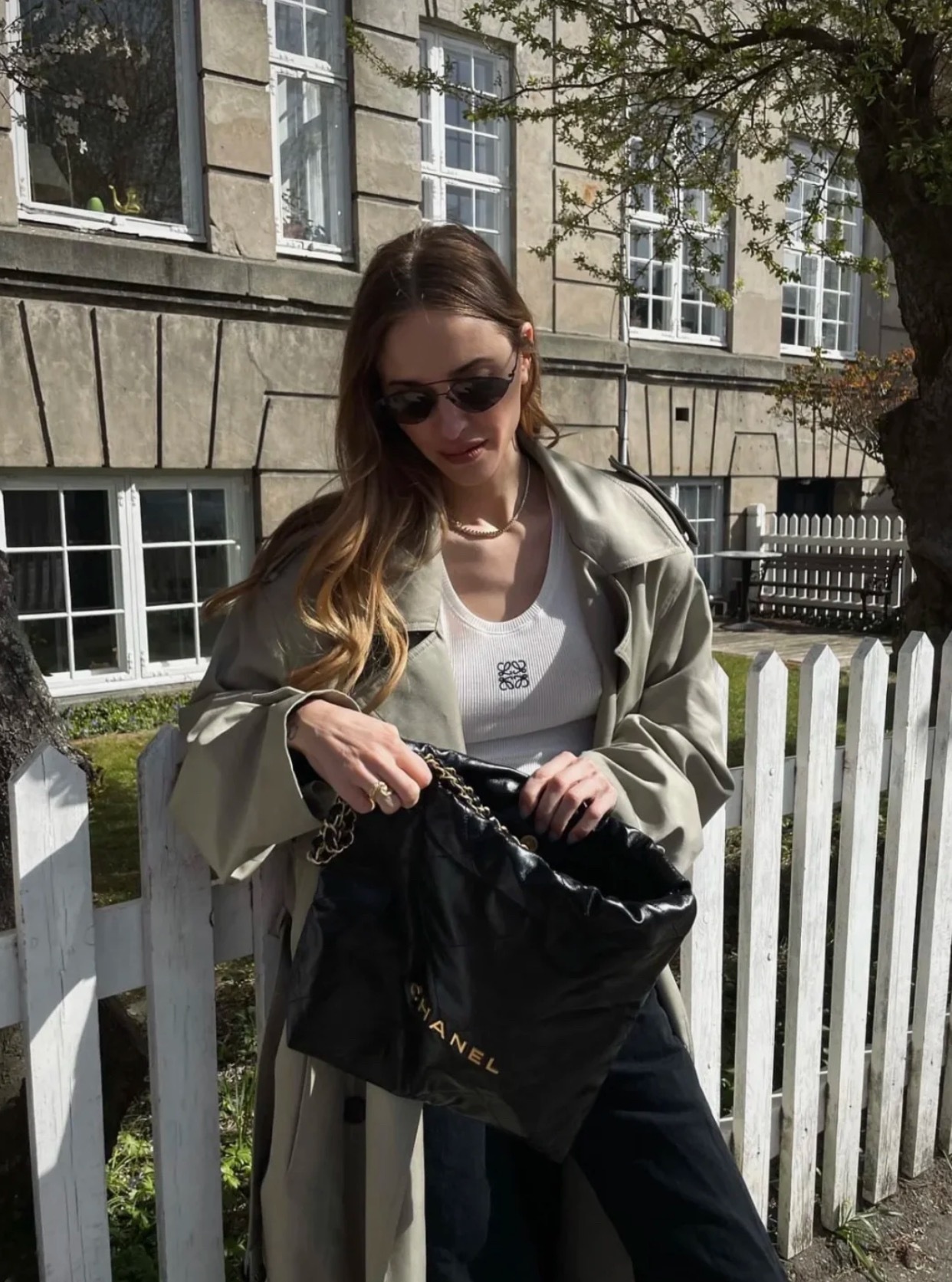 L style logo embroidered vest