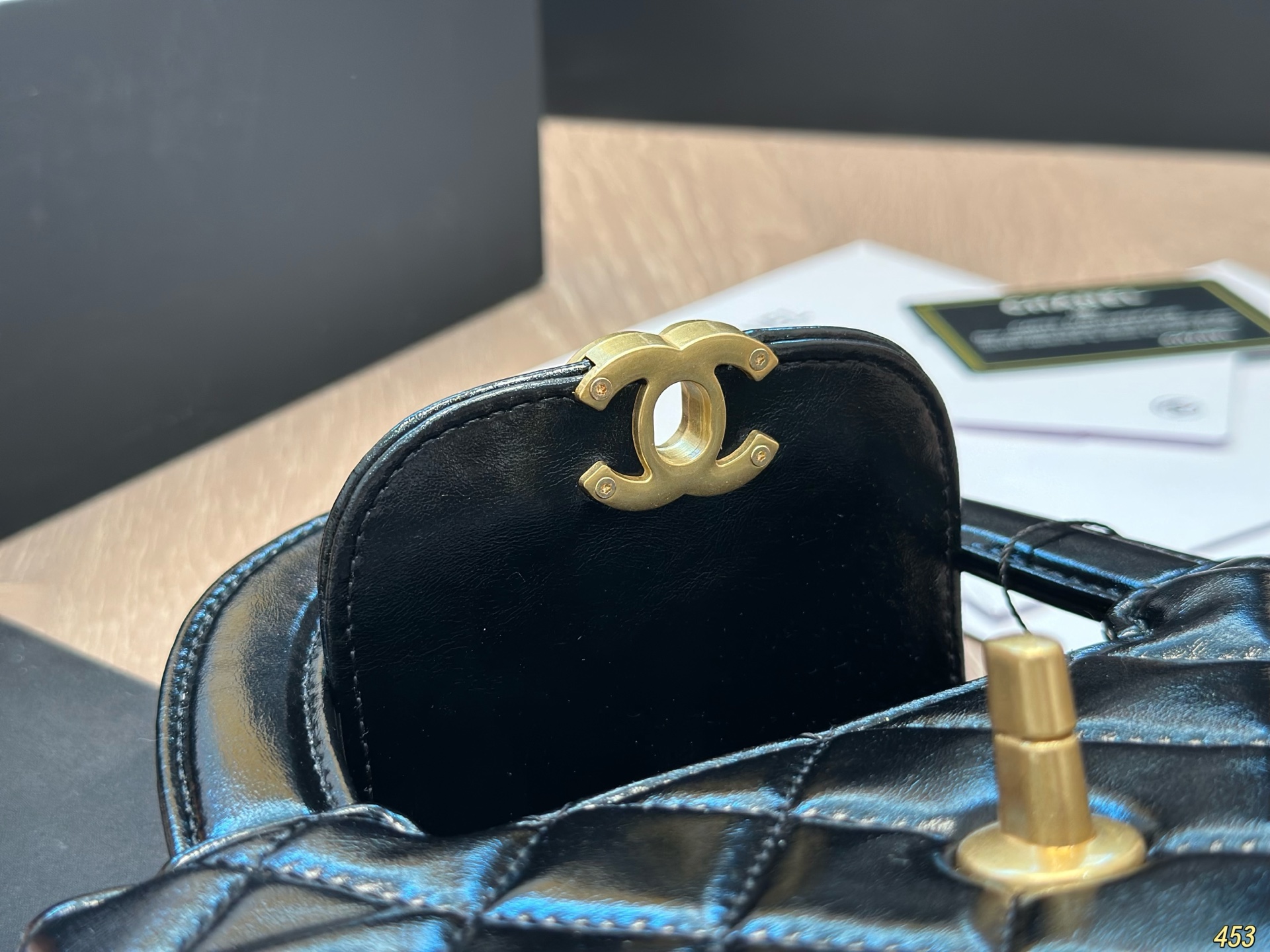 C style handbag