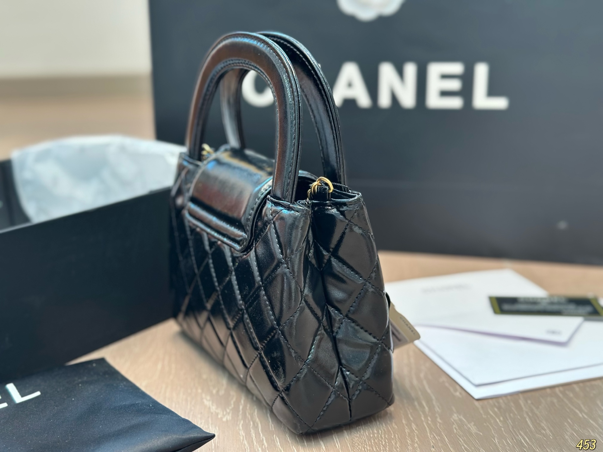 C style handbag
