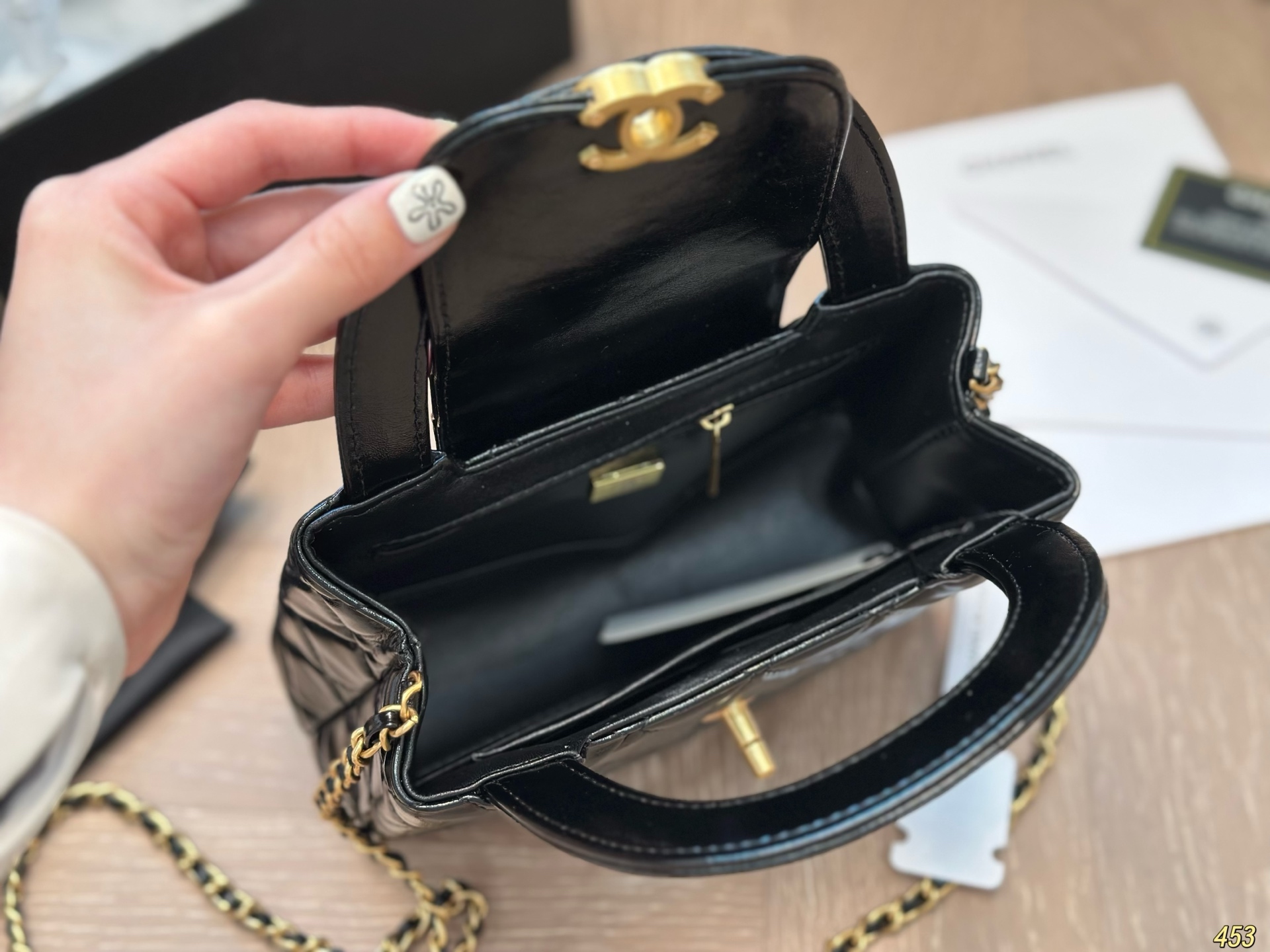 C style handbag