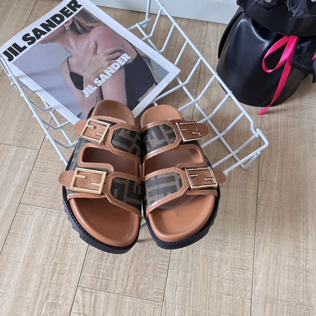 F style Women Slippers