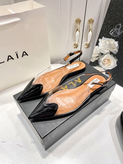 A style Heart transparent pointed flat sandals