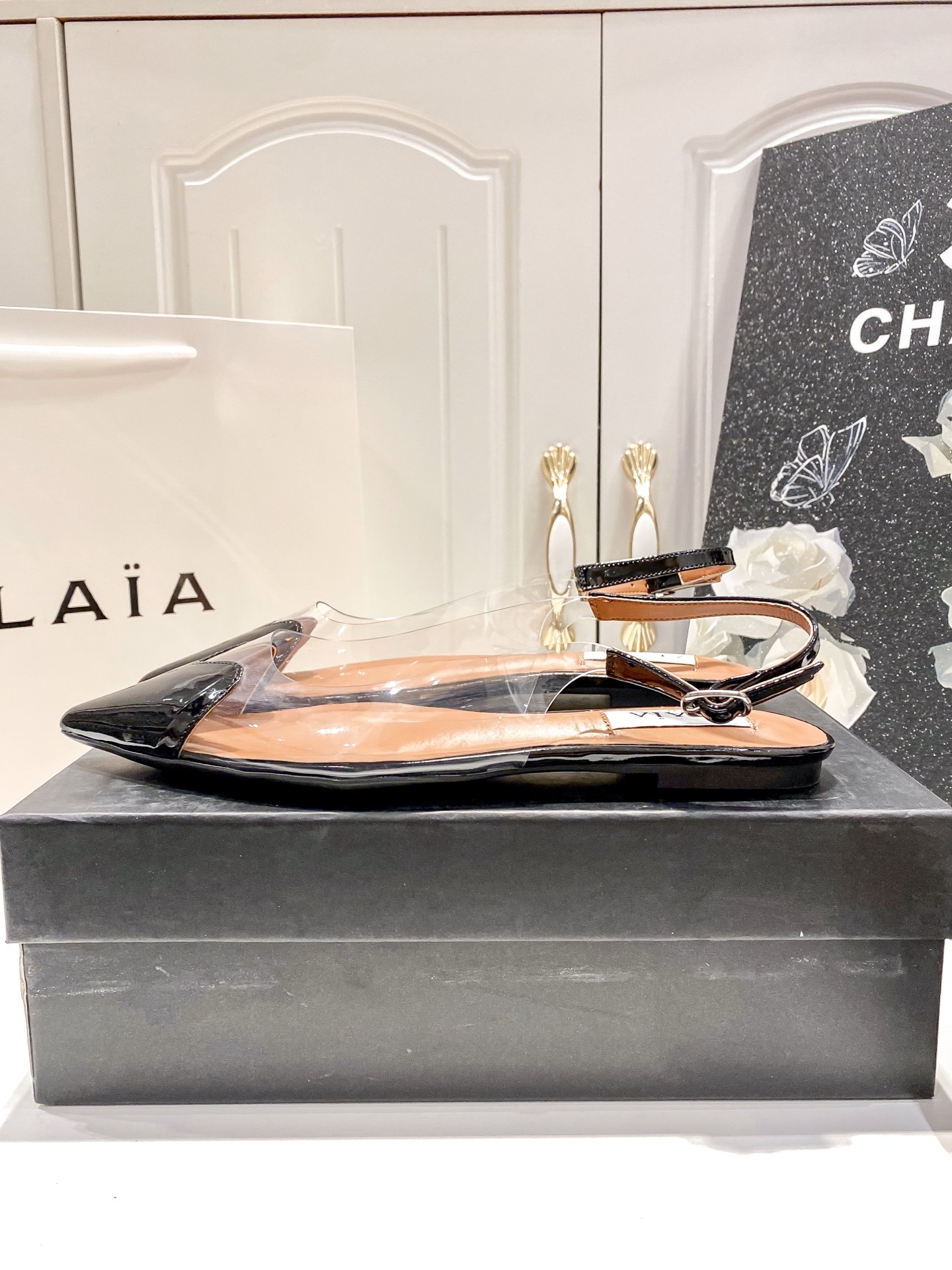 A style Heart transparent pointed flat sandals