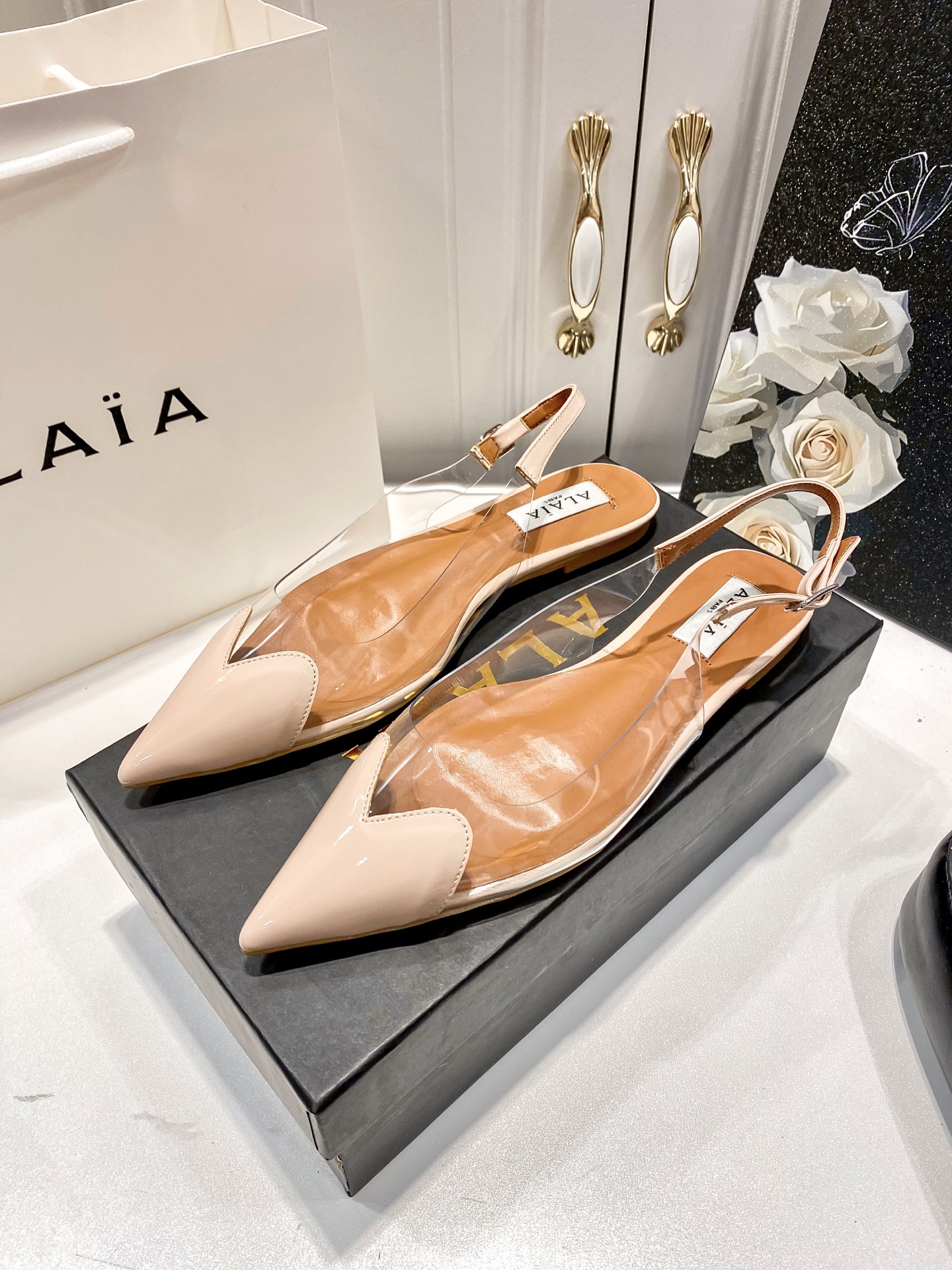 A style Heart transparent pointed flat sandals