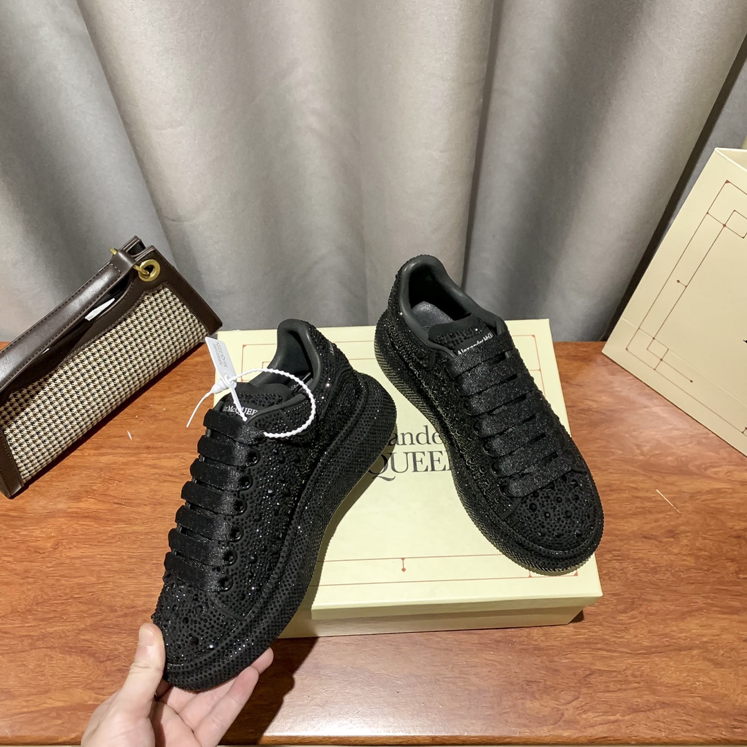 M style Thick-soled casual shoes