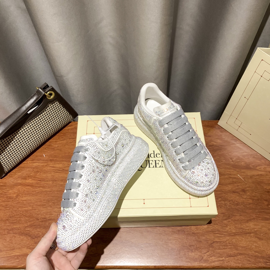 M style Thick-soled casual shoes