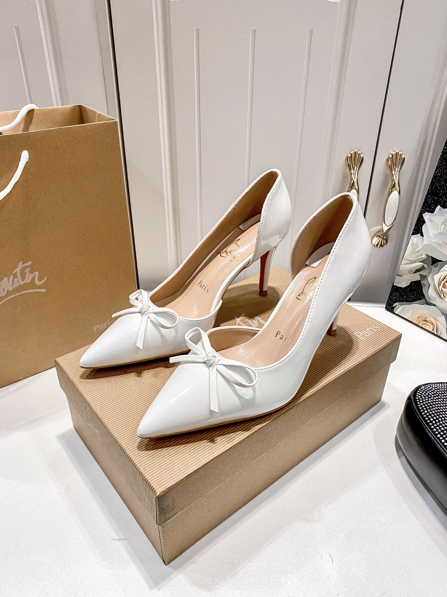 C style Bow pointed high heels